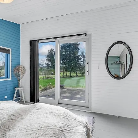 Awesome In With Wifi بيت للعطل *